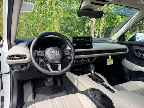 Certified 2026 Honda HR-V EX-L image 10