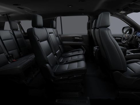 New 2026 Chevrolet Suburban LT image 31