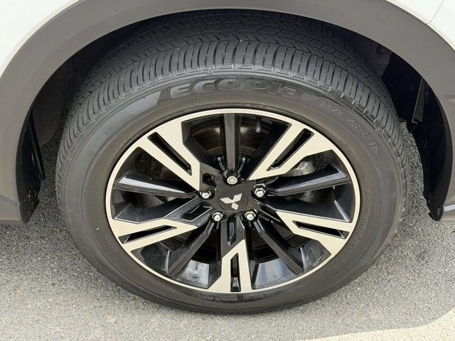 Used 2024 Mitsubishi Eclipse Cross SE AWD/4WD image 5