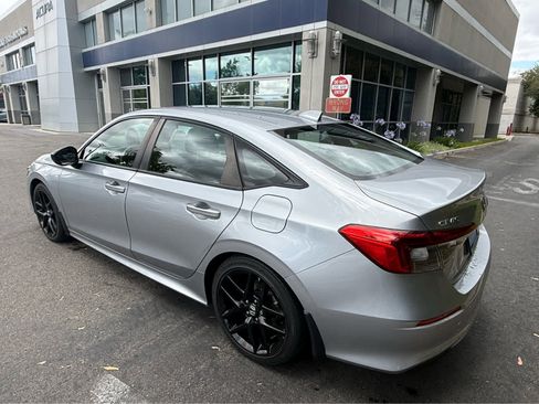 Used 2024 Honda Civic Sport image 5