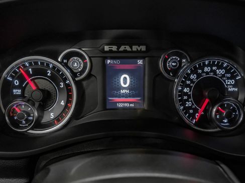 Used 2022 RAM 2500 Lone Star w/ Lone Star Silver Edition AWD/4WD image 19