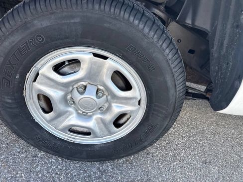 Used 2007 Toyota Tacoma 2WD Regular Cab w/ Enhancement Pkg image 5