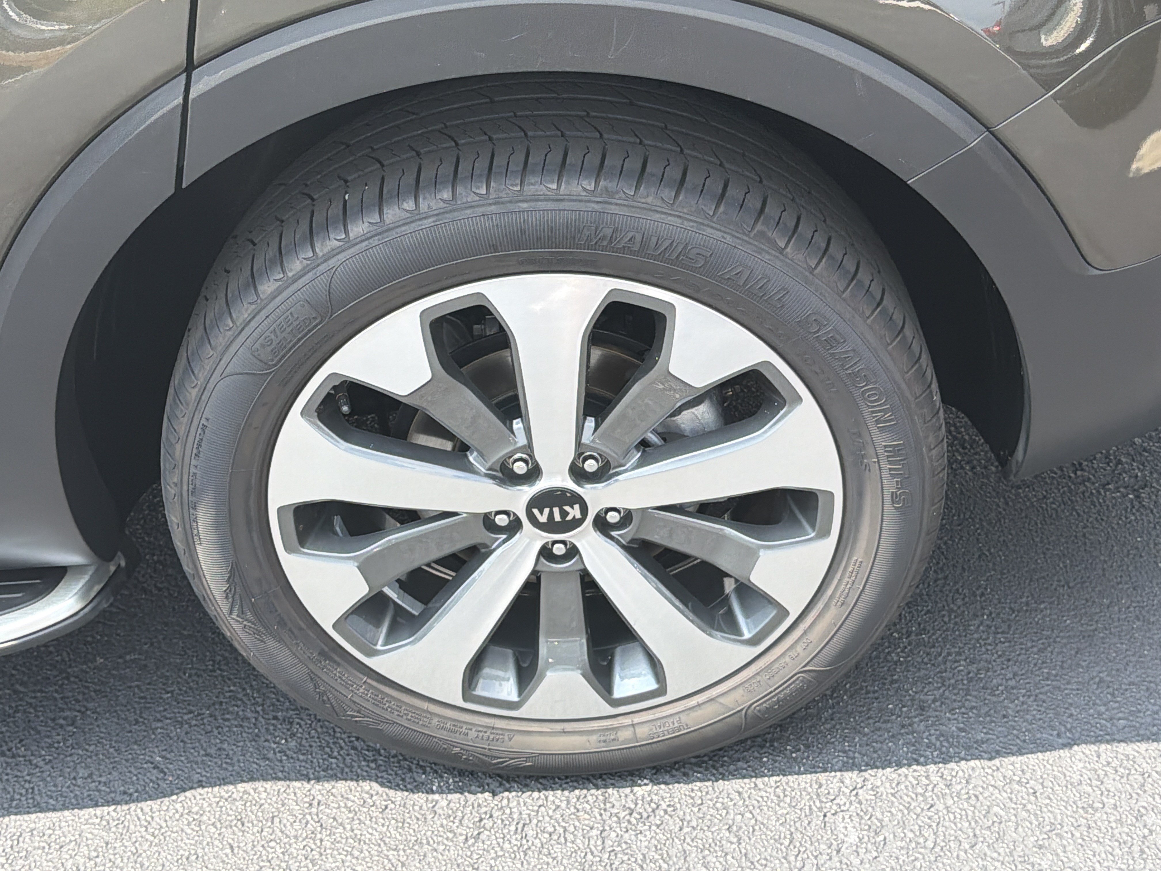 Used 2020 Kia Telluride EX w/ EX Premium Package FWD image 19