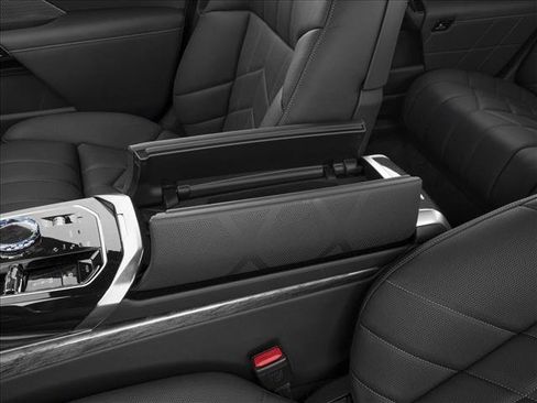 New 2026 BMW i7 xDrive60 AWD/4WD image 10