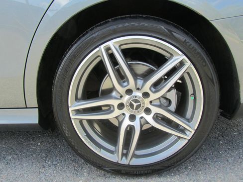Used 2017 Mercedes-Benz E 300 image 26