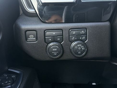 Used 2024 Chevrolet Silverado 3500 LT w/ All Star Edition image 14