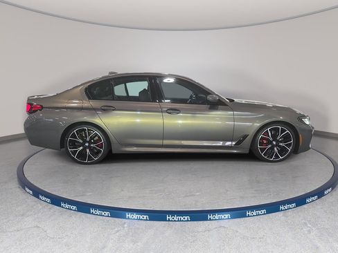 Used 2023 BMW M550i xDrive w/ Dynamic Handling Package image 5