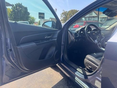 Used 2014 Chevrolet Cruze LT FWD image 7