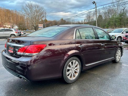 Used 2012 Toyota Avalon Limited image 8