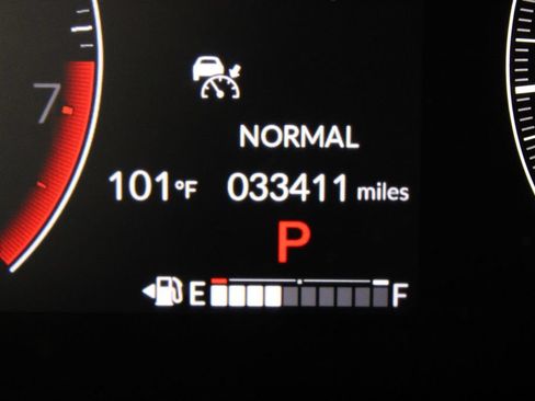 Used 2023 Honda HR-V LX image 25