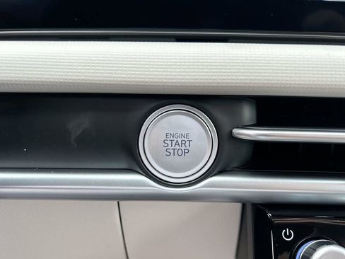 New 2026 Hyundai Tucson SEL FWD image 34
