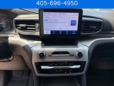 Used 2022 Ford Explorer XLT w/ Equipment Group 202A AWD/4WD image 23