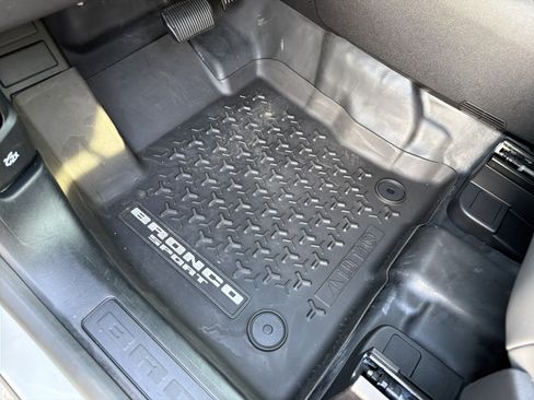 Used 2025 Ford Bronco Sport Badlands AWD/4WD image 17