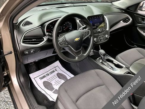 Used 2022 Chevrolet Malibu LS w/ Driver Confidence Package II FWD image 11