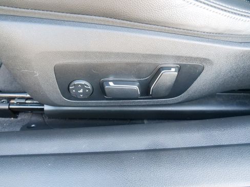 Used 2025 BMW 430i Convertible image 17