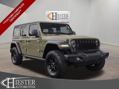 Used 2025 Jeep Wrangler Unlimited Sport AWD/4WD image 1