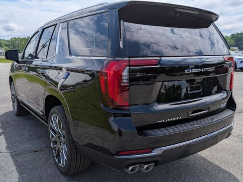 New 2026 GMC Yukon Denali Ultimate AWD/4WD image 7