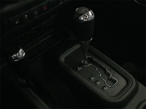 Used 2017 Jeep Wrangler Unlimited Sport image 19