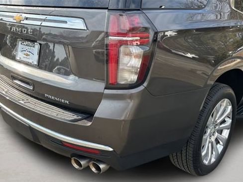 Used 2021 Chevrolet Tahoe Premier w/ Premium Package image 37