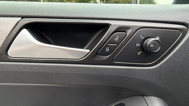 Used 2017 Volkswagen Jetta S FWD image 16