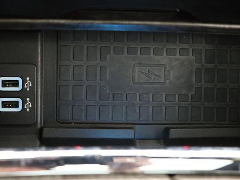 Used 2019 Ford Expedition Max Limited w/ Equipment Group 301A image 26