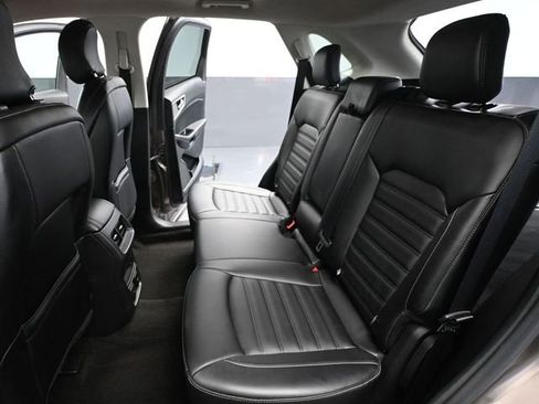 Used 2019 Ford Edge SEL w/ Equipment Group 201A image 37