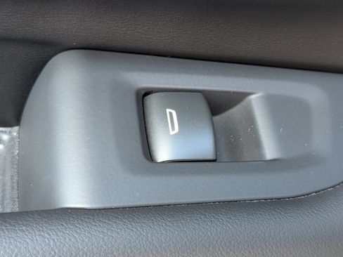 Used 2023 Chevrolet Tahoe RST w/ Luxury Package RWD image 29