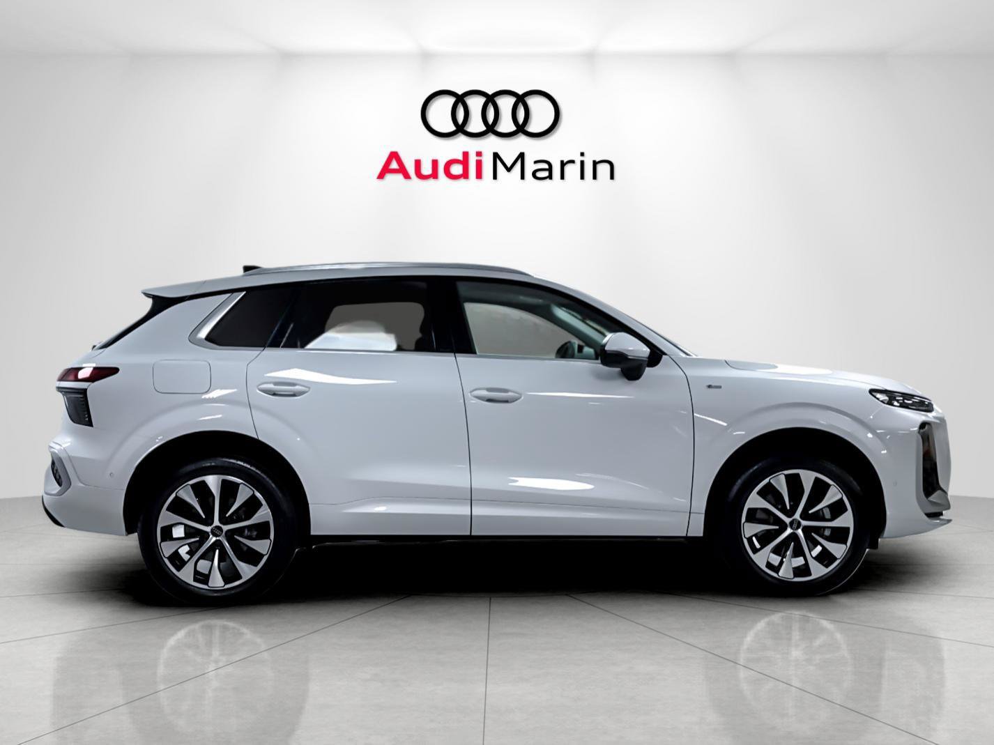 Certified 2026 Audi Q5 Premium Plus AWD/4WD image 6
