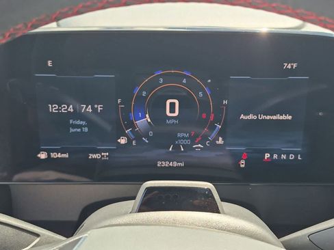 Used 2024 Chevrolet Traverse RS AWD/4WD image 34