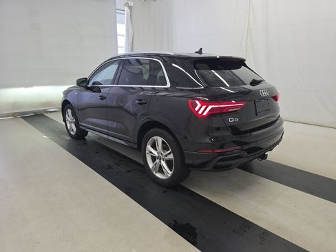 Used 2023 Audi Q3 2.0T Premium w/ Convenience Package AWD/4WD image 4