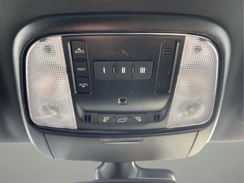 Used 2025 Dodge Durango R/T AWD/4WD image 45