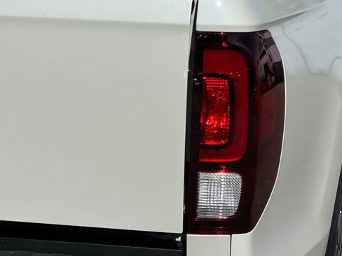 Used 2017 Honda Ridgeline RTL-T image 20