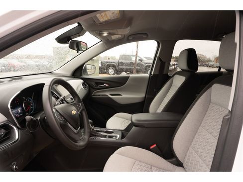Used 2022 Chevrolet Equinox LT image 10