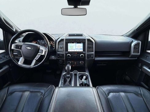 Used 2018 Ford F150 Platinum w/ Equipment Group 701A Luxury image 10