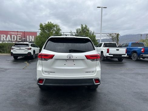 Used 2019 Toyota Highlander Limited Platinum AWD/4WD image 5