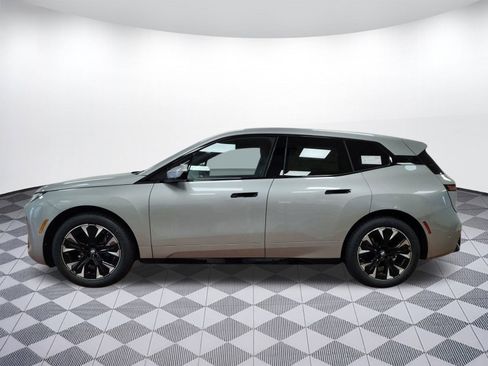 New 2026 BMW iX xDrive60 w/ M Sport Package image 2