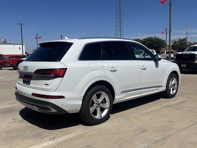 Used 2023 Audi Q7 2.0T Premium Plus w/ Premium Plus Package AWD/4WD image 7