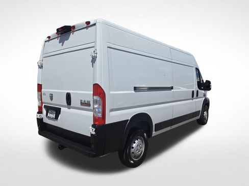 Used 2020 RAM ProMaster 2500 w/ Interior Convenience Group FWD image 6