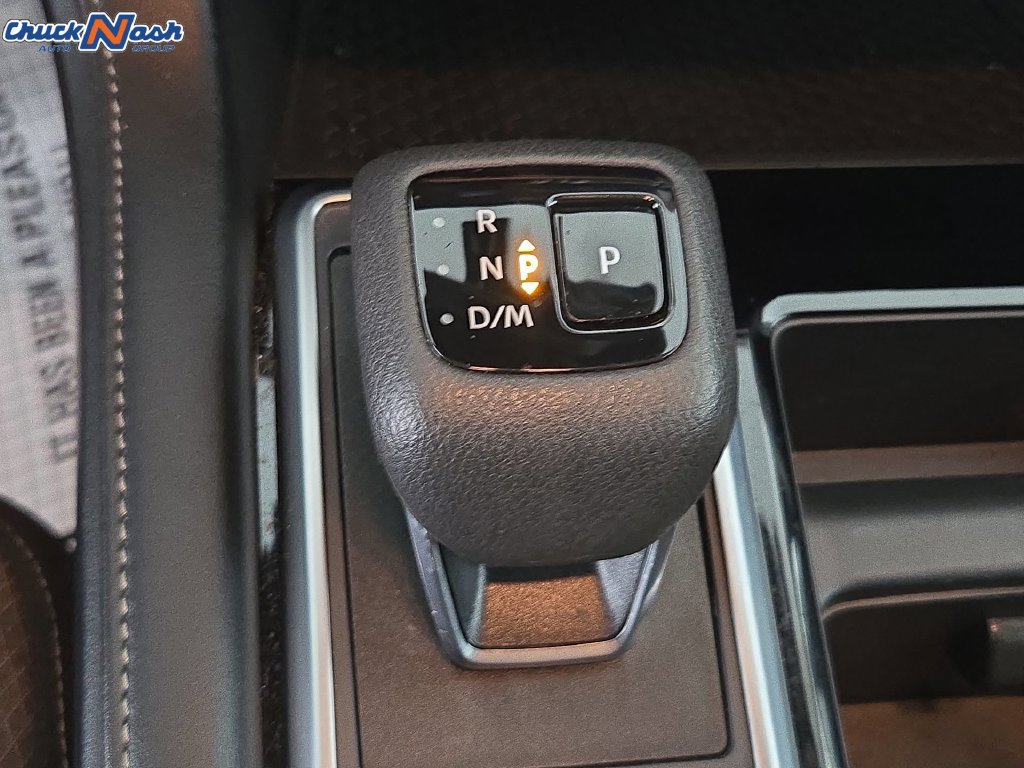 Used 2025 Nissan Pathfinder SV AWD/4WD image 21