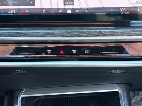 Used 2023 BMW i7 xDrive60 w/ Executive Package 2 image 30