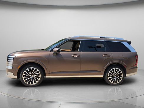 Used 2026 Hyundai Palisade Calligraphy AWD/4WD image 3