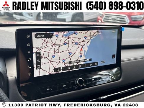 New 2026 Mitsubishi Outlander ES image 8