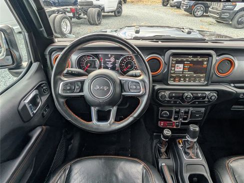 Used 2022 Jeep Gladiator Mojave w/ LED Lighting Group image 18