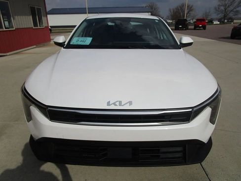Used 2025 Kia K4 LX image 4