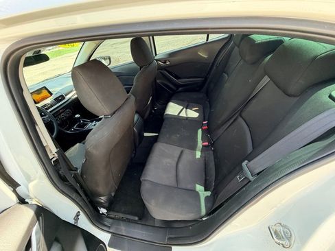 Used 2017 MAZDA MAZDA3 Sport FWD image 12