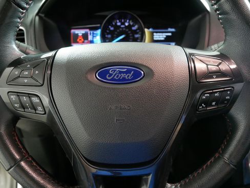Used 2019 Ford Explorer Sport w/ Ford Safe & Smart Package AWD/4WD image 25