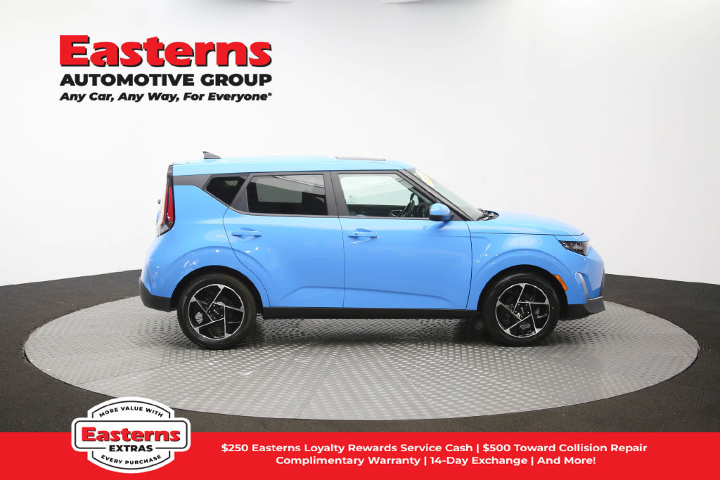 Used 2023 Kia Soul EX FWD image 49