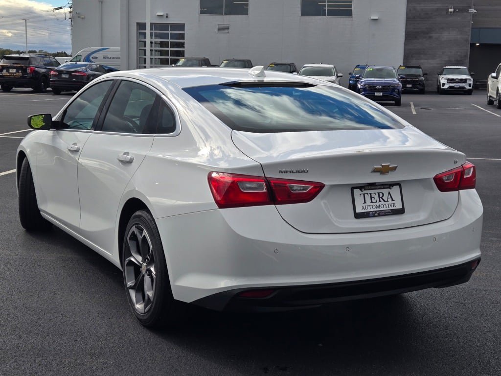 Used 2024 Chevrolet Malibu LT FWD image 14