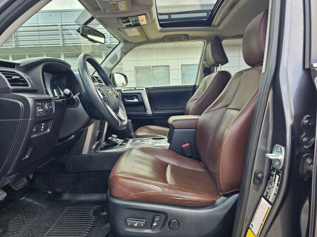 Used 2019 Toyota 4Runner Limited AWD/4WD image 26