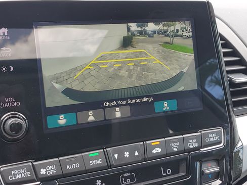 Used 2024 Honda Odyssey Touring image 30